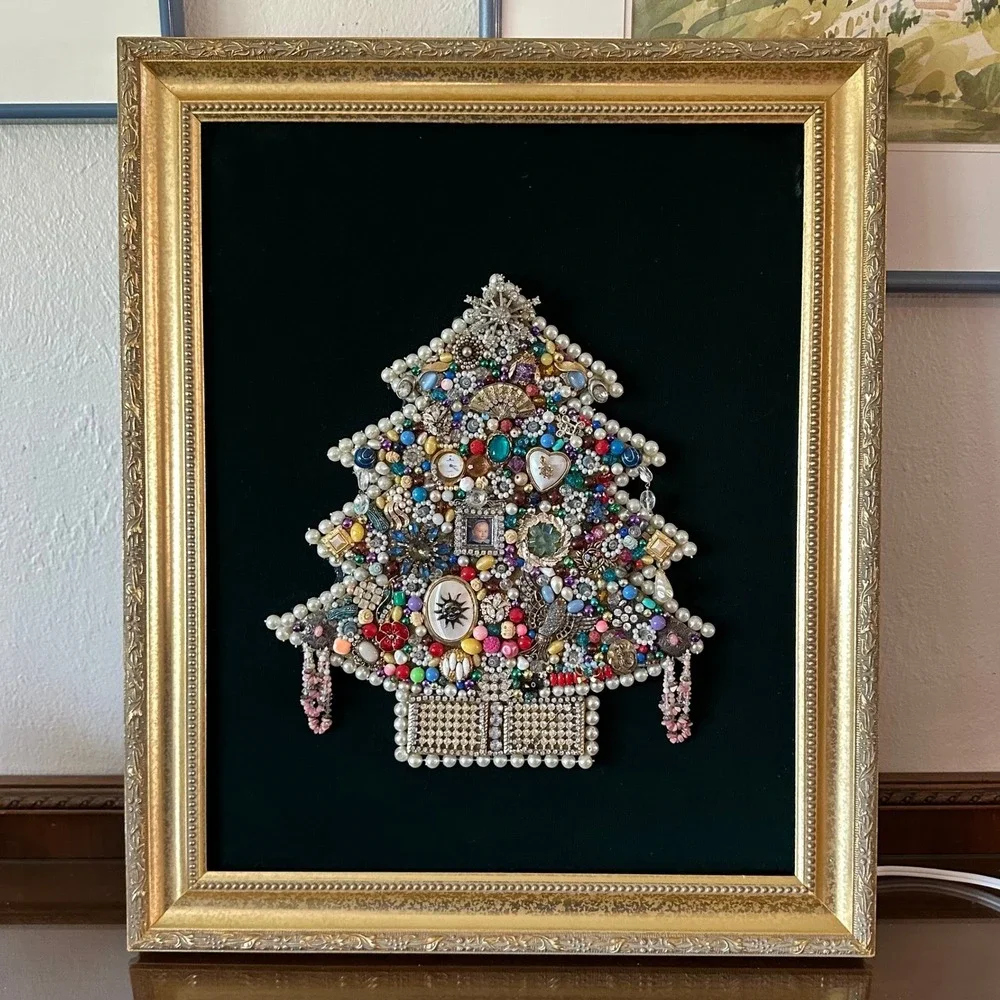 Vintage Costume Jewelry Christmas Tree Lighted Wall Art Gold Frame 24x20